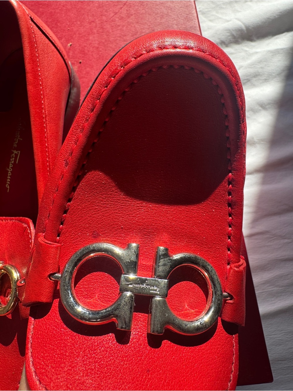 Salvatore Ferragamo Red Leather Vara Bit Loafers with Gold Hardware - Picture 5 of 11